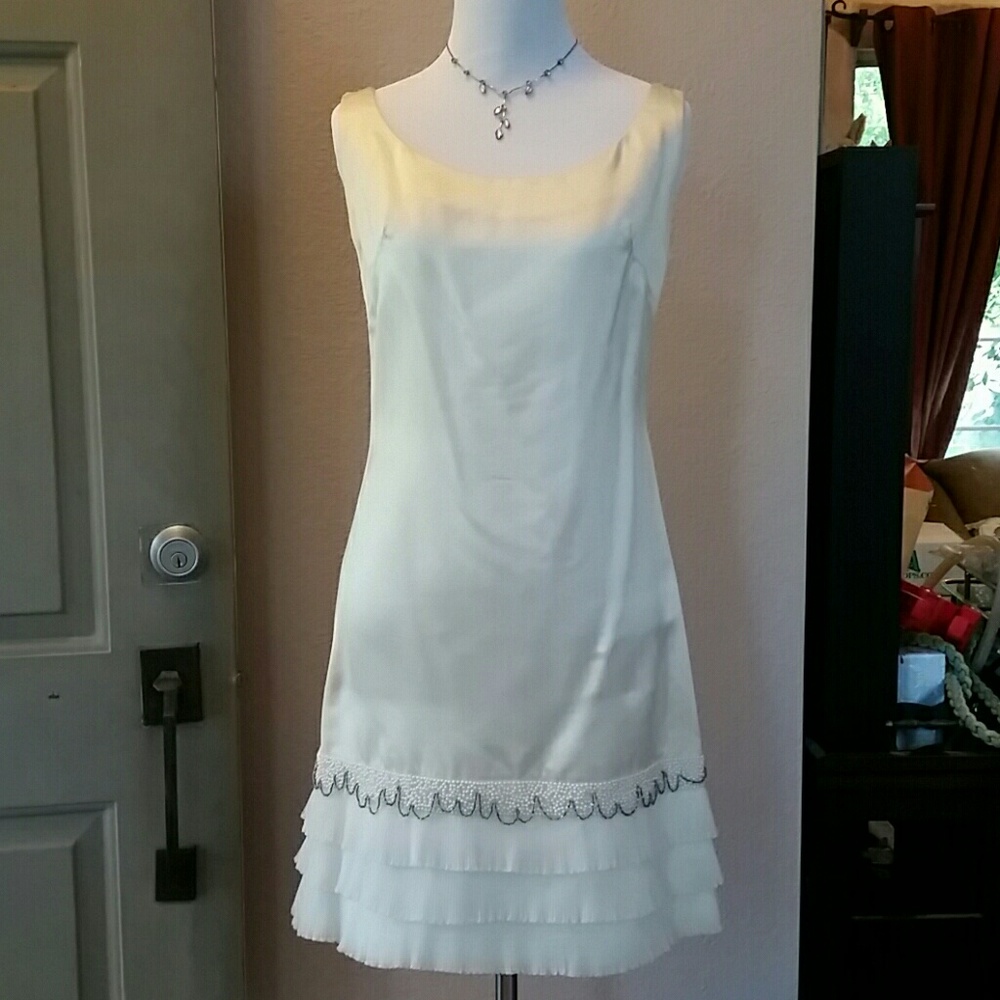Gorgeous vintage cream satin mini dress